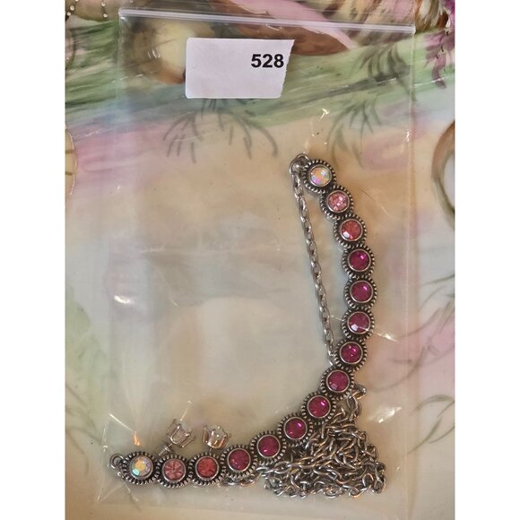 Vintage Style Silver Necklace & Earring Set With Pink & Clear Rhinestones - Picture 3 of 7